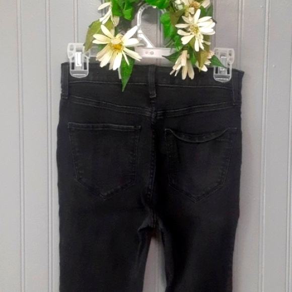 Hollister Distressed Ultra High-Rise Jean Leggings - Picture 3 of 14